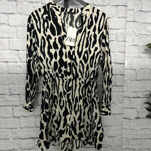 NWT - Zara Printed Dress